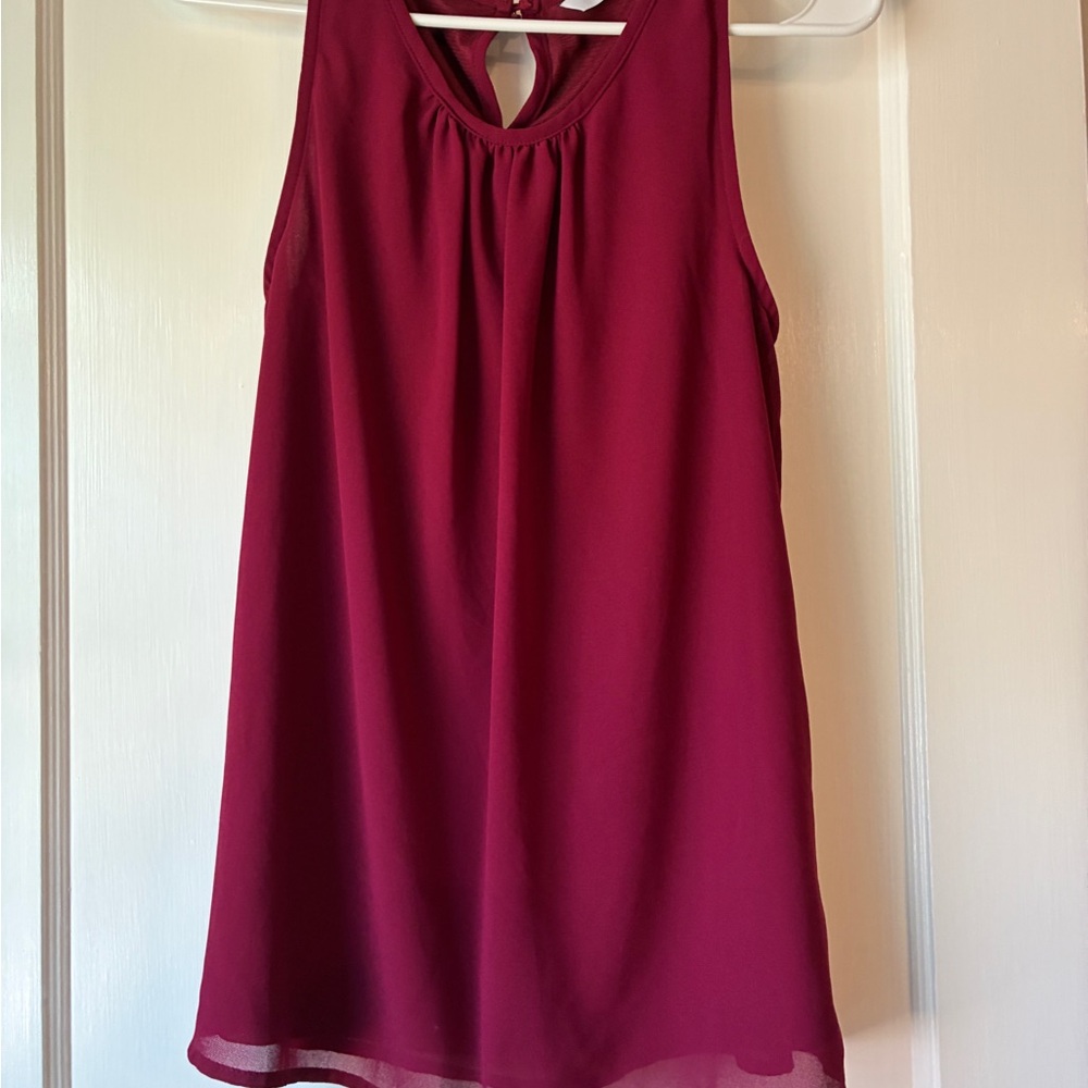 Elegant Burgundy and Black Sleeveless Tops